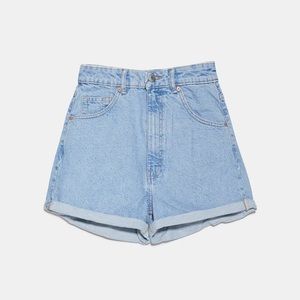 ZARA LIKE NEW “ MOM “  JEAN SHORTS